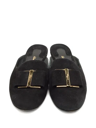 Pre-owned Ferragamo Vara Mules In Black
