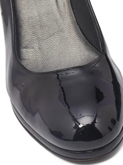 Pre-owned Stuart Weitzman 55mm Patent Leather Pumps In Black