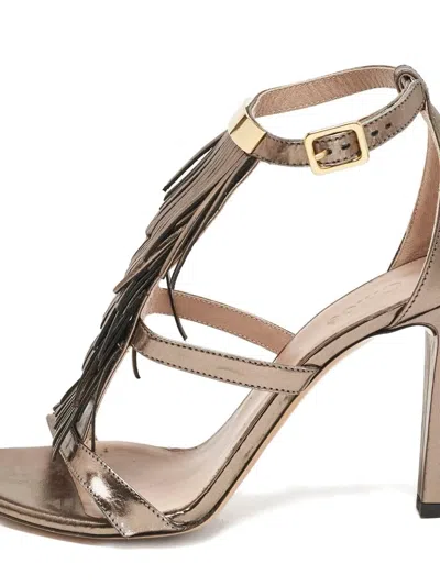 Pre-owned Chloé 95mm Fringe Leather Sandals In Gold