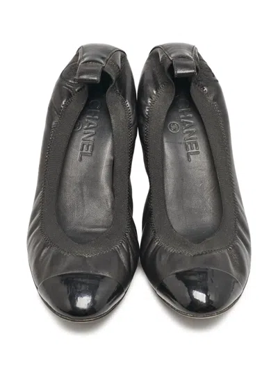 Pre-owned Chanel 60mm Leather Cap-toe Pumps In Black