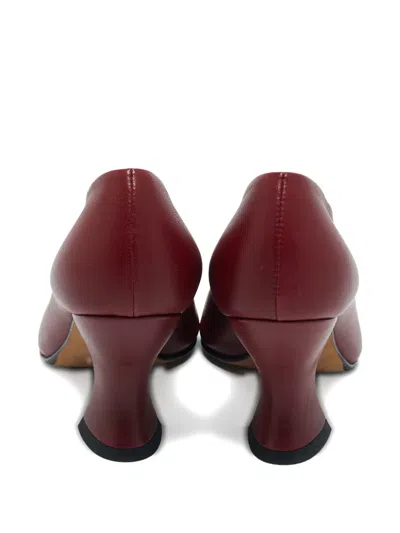 Pre-owned Bottega Veneta Squared-toe Leather Pumps In Red