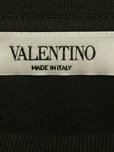 Pre-owned Valentino Logo-print Cotton T-shirt In Black