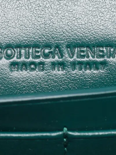 Pre-owned Bottega Veneta Medium Andiamo Intrecciato Leather Tote Bag In Green