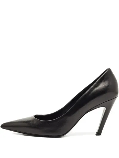 Pre-owned Balenciaga Pointed Leather Pumps In Black