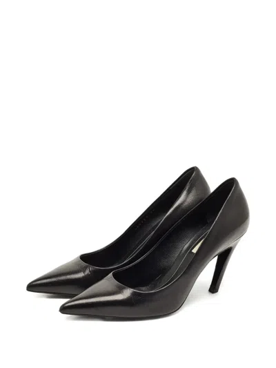 Pre-owned Balenciaga Pointed Leather Pumps In Black