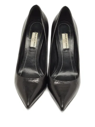 Pre-owned Balenciaga Pointed Leather Pumps In Black