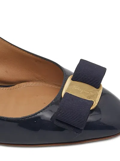 Pre-owned Ferragamo Bow Leather Pumps In Blue