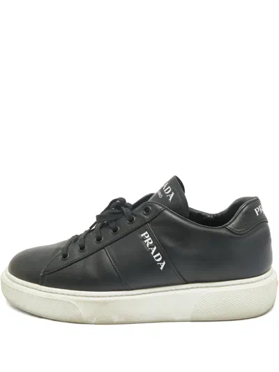 Pre-owned Prada 39.5 Front Lace-up Fastening Calf Leather Sneakers In Black