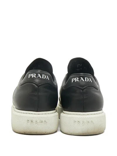 Pre-owned Prada 39.5 Front Lace-up Fastening Calf Leather Sneakers In Black
