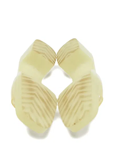 Pre-owned Gucci Logo-embossed Transparent Slides In White