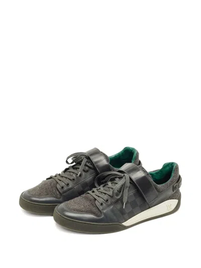 Pre-owned Louis Vuitton Low-top Sneakers In Gray