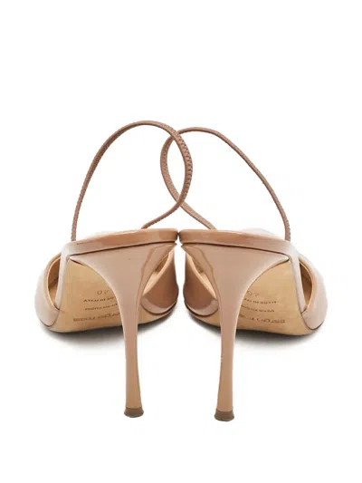 Pre-owned Sergio Rossi Vintage 75mm Godiva Pumps In Neutral