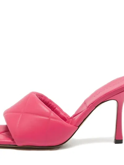 Pre-owned Bottega Veneta Quilted Leather Sandals In Pink
