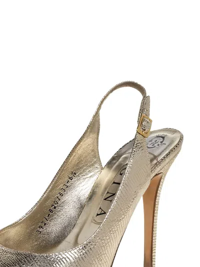Pre-owned Gina 323271 Metallic In Gold