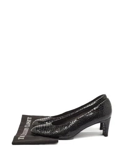 Pre-owned Stuart Weitzman 95mm Embossed Leather Pumps In Black