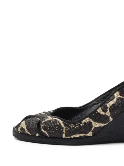 Pre-owned Stuart Weitzman Wedge-heel Raffia Sandals In Black