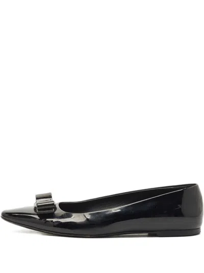Pre-owned Ferragamo Vara Bow-detail Ballet Flats In Black