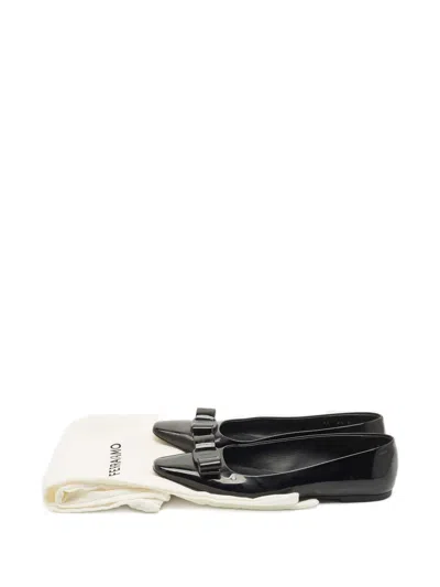 Pre-owned Ferragamo Vara Bow-detail Ballet Flats In Black
