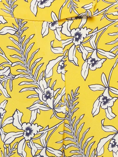 Pre-owned Oscar De La Renta Floral-print Trousers In Yellow