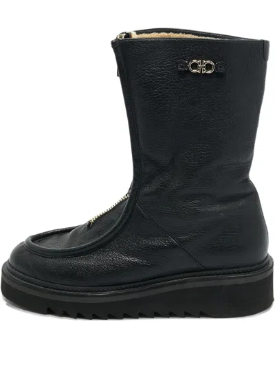 Pre-owned Ferragamo Eurialo Zipped Leather Boots In Black