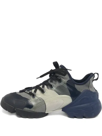 Pre-owned Dior D-connect Lace-up Sneakers In Neutral