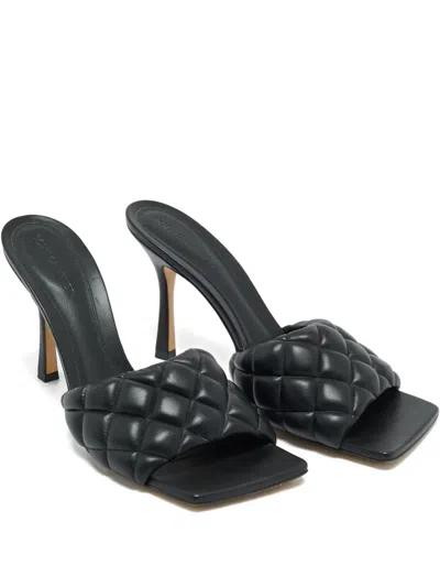 Pre-owned Bottega Veneta Lido Quilted Square-toe Sandals In Black