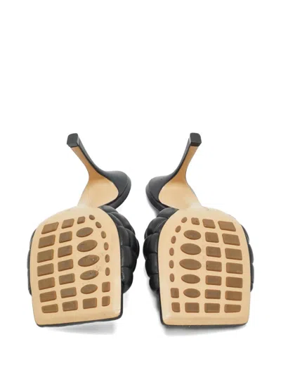 Pre-owned Bottega Veneta Lido Quilted Square-toe Sandals In Black