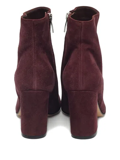 Pre-owned Gianvito Rossi Joelle Block-heel Ankle Boots In Red