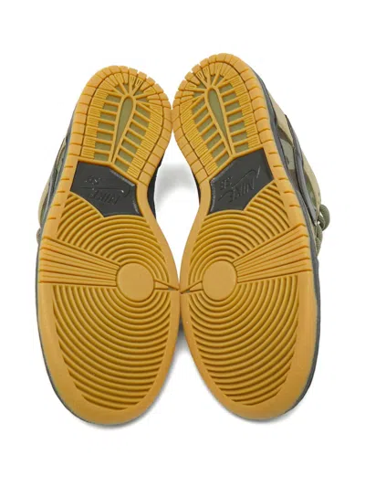 Pre-owned Nike Sb Dunk Suede Camouflage Sneakers In Green