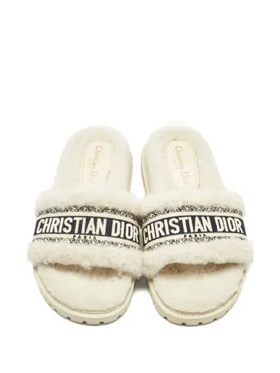Pre-owned Dior Dway Slippers In Neutral