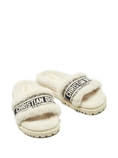 Pre-owned Dior Dway Slippers In Neutral