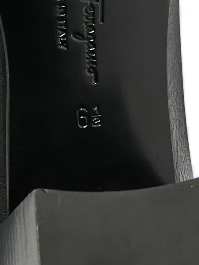 Pre-owned Ferragamo Rolo Gancini Leather Pumps In Black