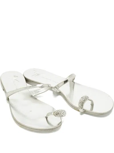 Pre-owned Giuseppe Zanotti Toe-ring Crystal-embellished Sandal In Silver