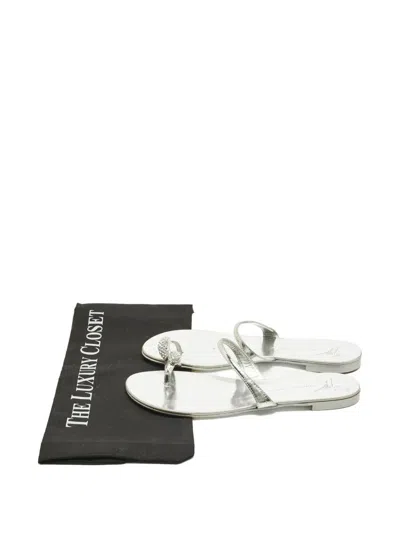Pre-owned Giuseppe Zanotti Toe-ring Crystal-embellished Sandal In Silver