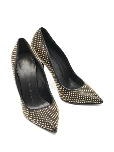 Pre-owned Giuseppe Zanotti Vintage Ester Studded Leather Pumps In Black