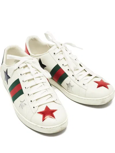 Pre-owned Gucci Star-embellishment Sneakers In White