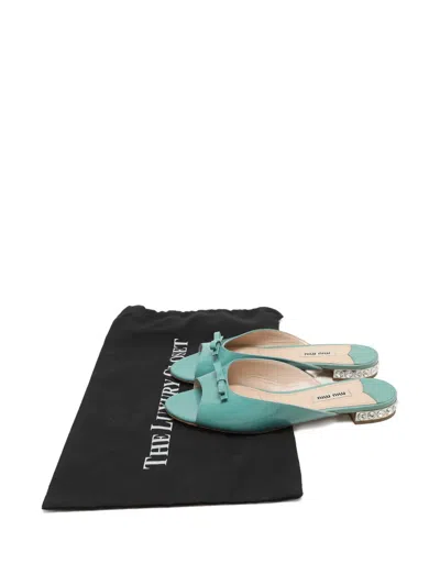 Pre-owned Miu Miu Bow Patent Leather Shoe In Green