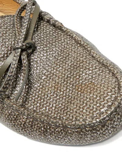 Pre-owned Tod's Gommino Metallic-effect Bow Loafers In Gray