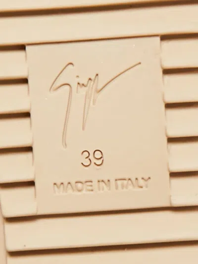 Pre-owned Giuseppe Zanotti Wedge Chain Sneaker In Neutral