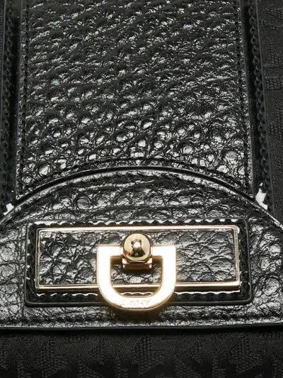 Pre-owned Dkny Chain-strap Shoulder Bag In Black