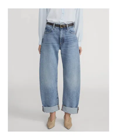 Frame The Bubble In Blue