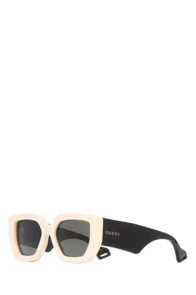 Gucci Blackwhite Square Logo Sunglasses In Multi