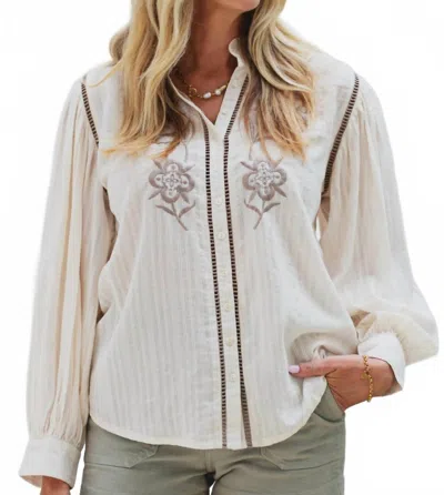 Ex-voto Harlow Embroidered Blouse In Ivory In White
