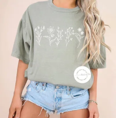 The Graphic Tee Wildflowers Graphic T-shirt In Green In Green