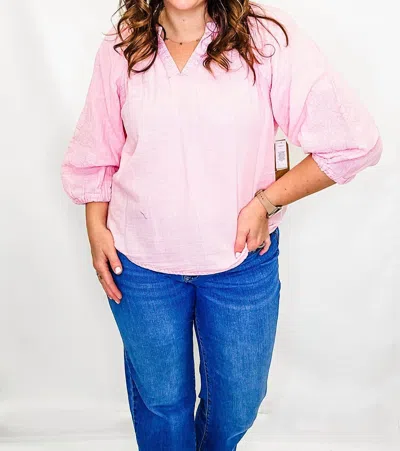 Tru Luxe Embroidered Sleeve Top In Light Pink In Pink