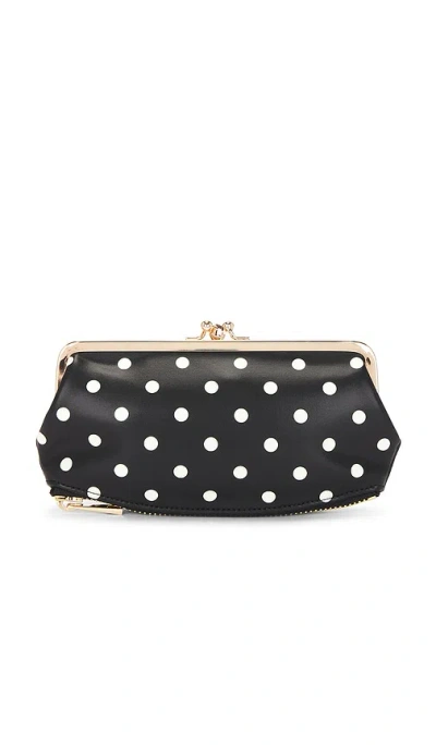 8 Other Reasons The Kiss Lock Clutch