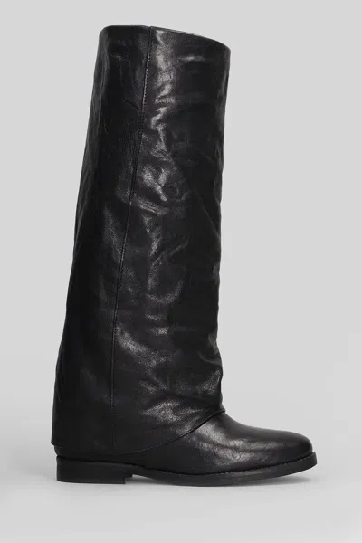 Julie Dee Low Heels Boots In Black