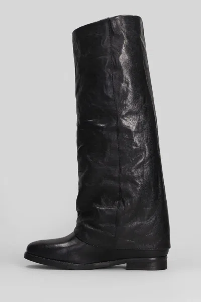 Julie Dee Low Heels Boots In Black