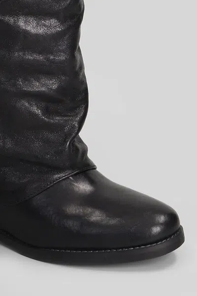 Julie Dee Low Heels Boots In Black