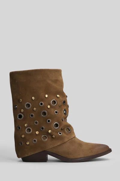 Julie Dee 45mm Eyelet-detail Boots In Brown